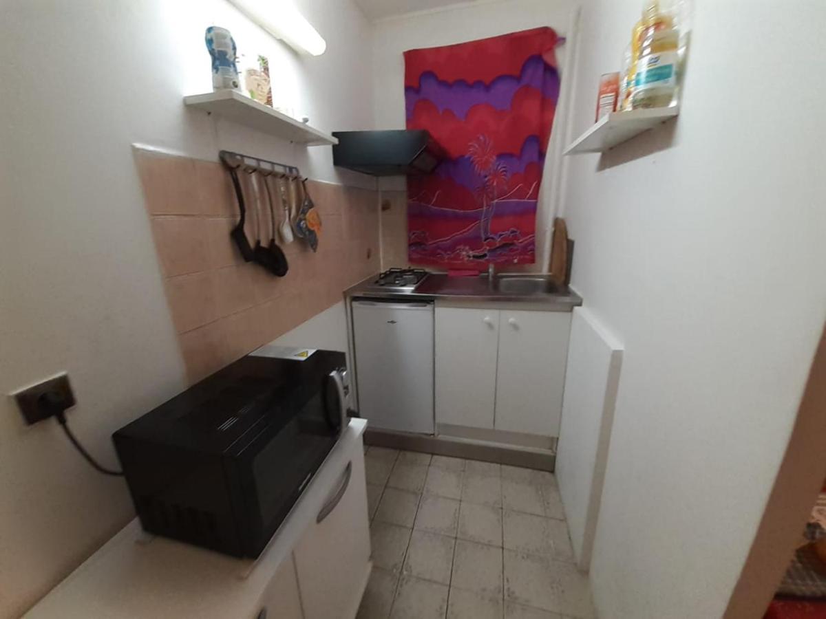 Studio Bien Equipe Apartment Le Gosier  Exterior photo